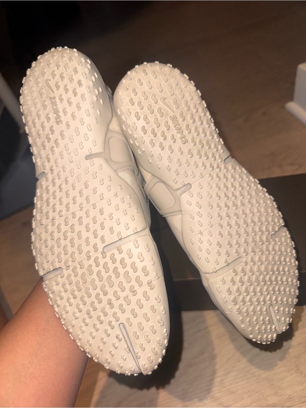 Nike Skims Rift Mesh - Picture 4 of 5